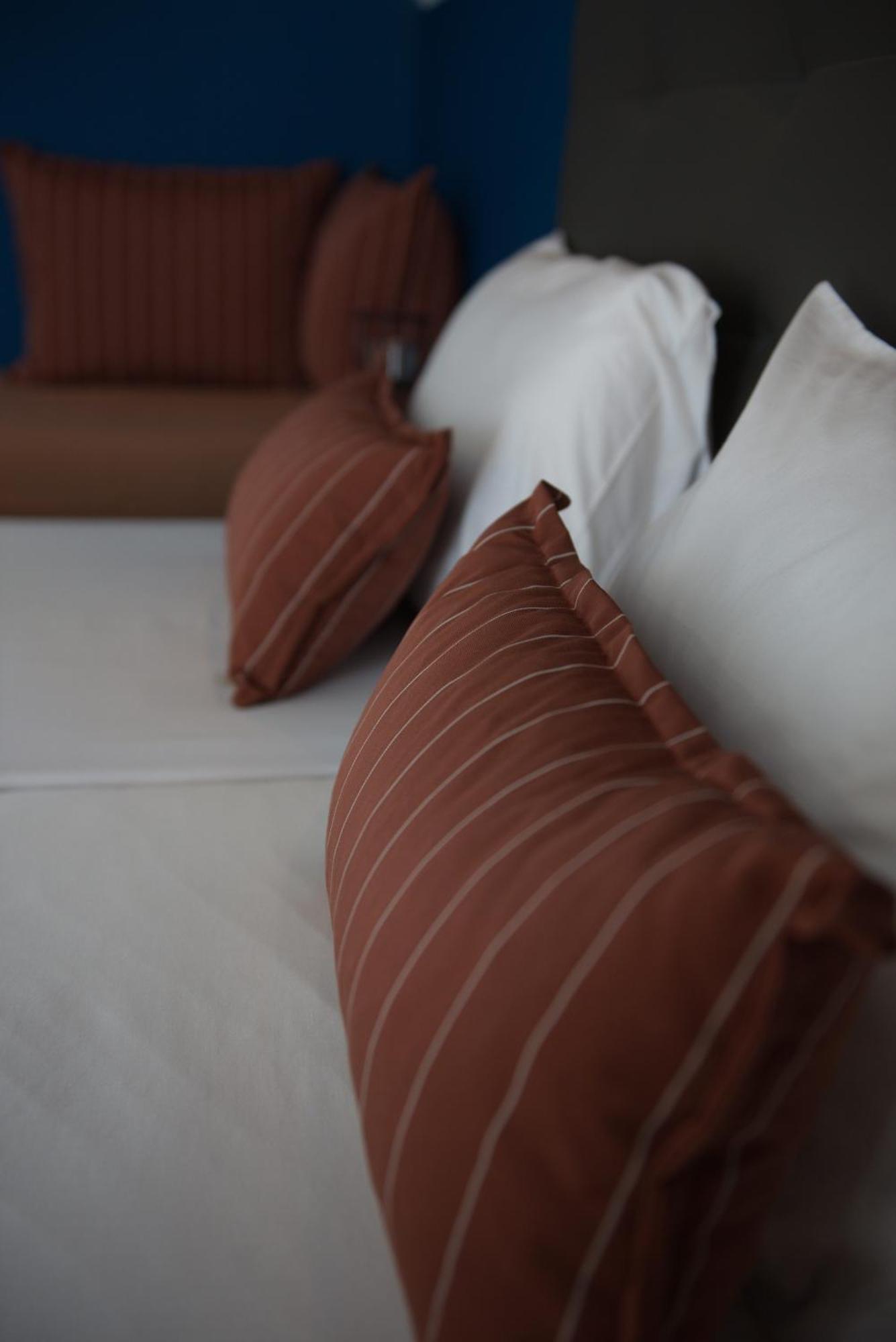 Aegean Blue Apartments & Suites 乐托卡亚 外观 照片