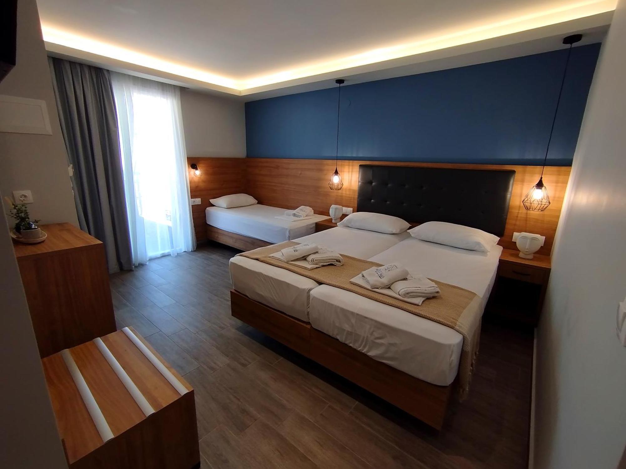Aegean Blue Apartments & Suites 乐托卡亚 外观 照片