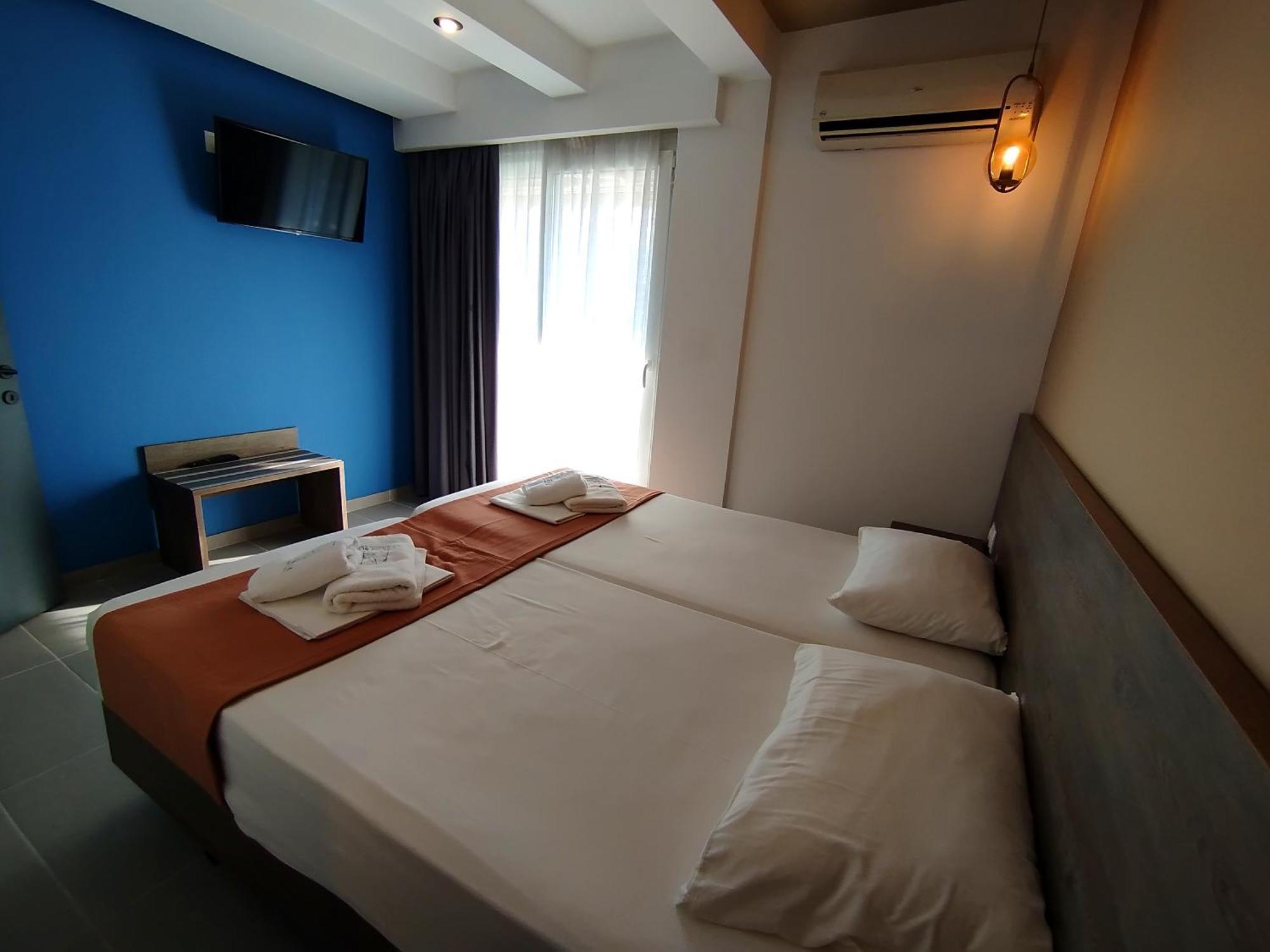 Aegean Blue Apartments & Suites 乐托卡亚 外观 照片