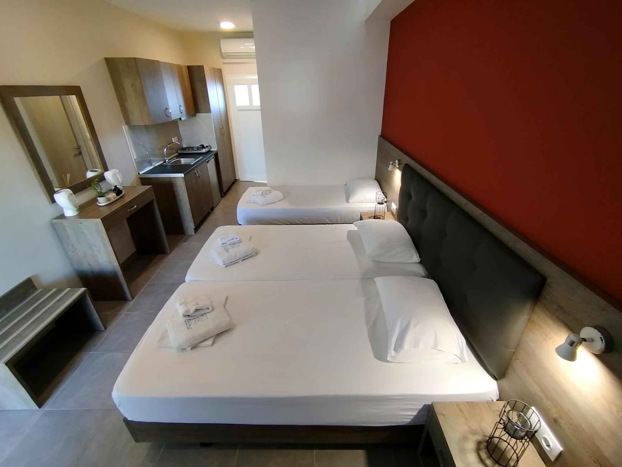 Aegean Blue Apartments & Suites 乐托卡亚 外观 照片
