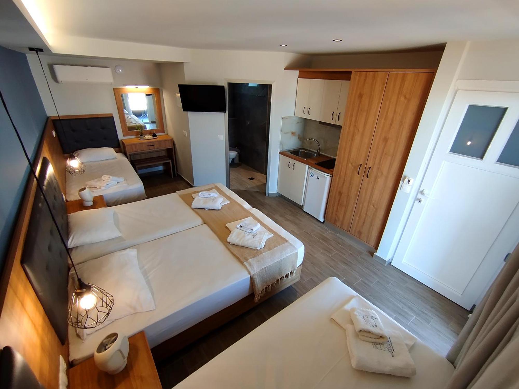 Aegean Blue Apartments & Suites 乐托卡亚 外观 照片